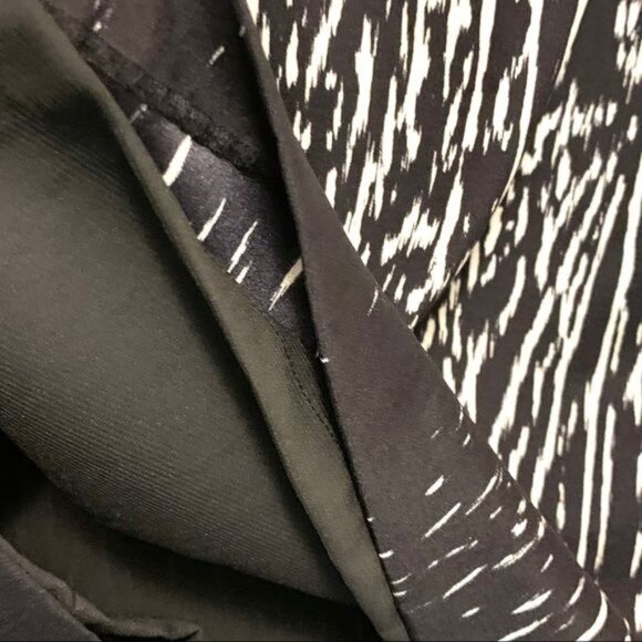 Nicole Miller Spiderweb Silk Shift Dress Size 2 Knee Length Lined Animal Print - Picture 7 of 11